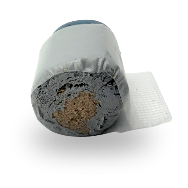 Epoxy-Kitt Knete als Zwei-Komponenenten-Material.